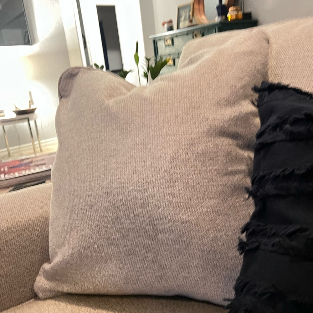 Marble Pattern Pillowcases - Picture 3 of 4